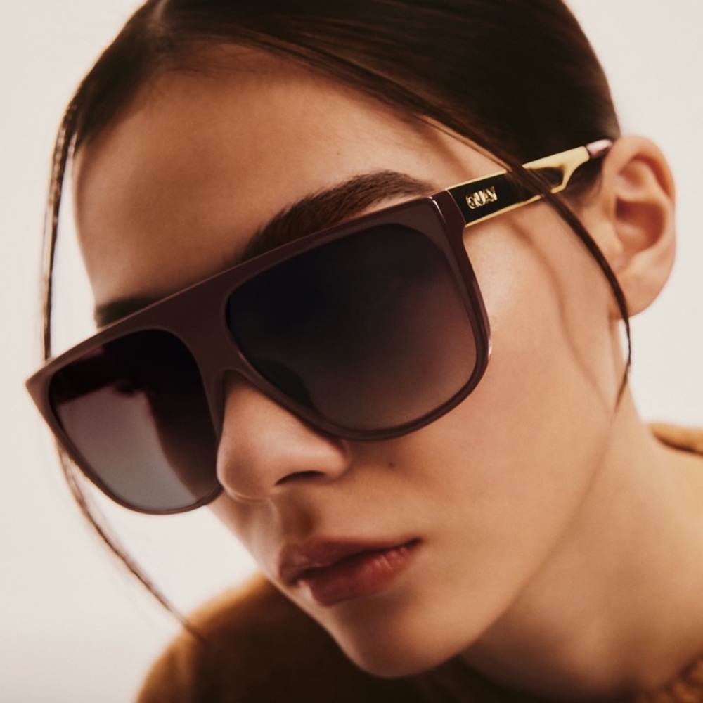 Quay Australia No Curfew Oversized Sunglasses with Case - Picture 13 of 13